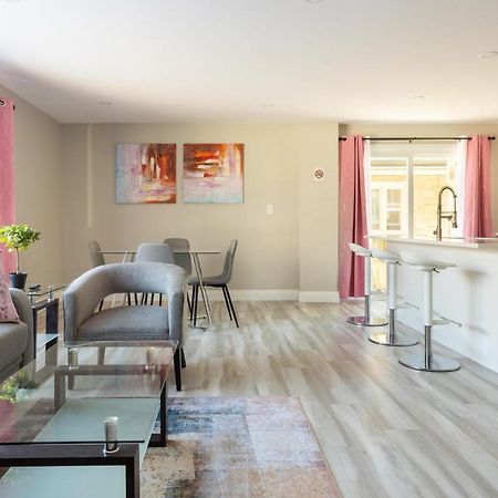 Entire 2 Bedroom Apartment Downtown - U2 Kitchener Exterior foto